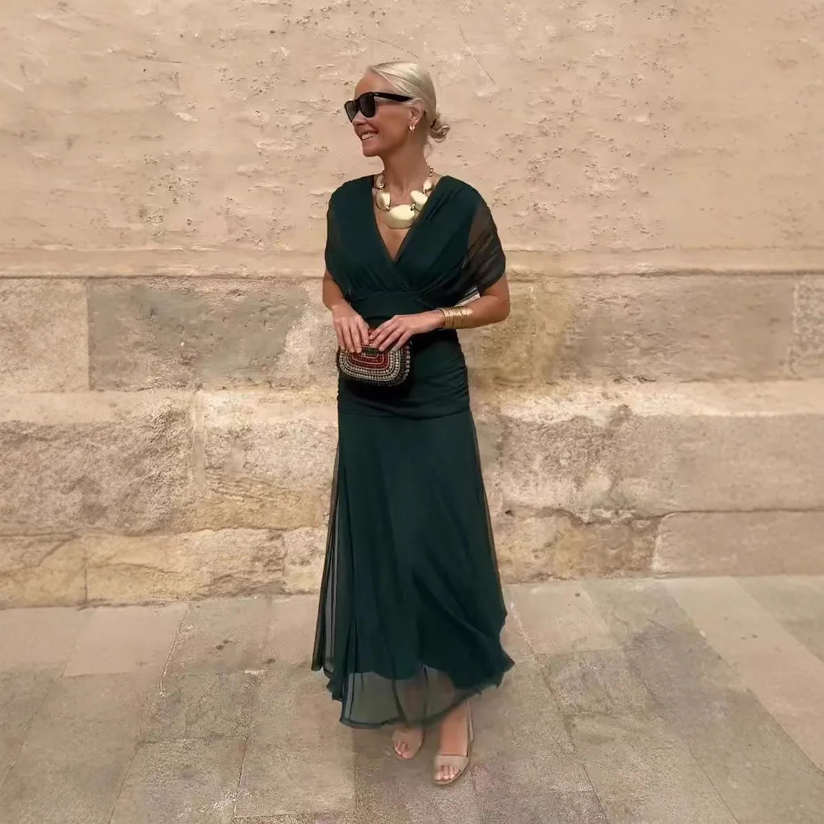 LORENA™ | ELEGANTE VESTIDO ESCOTADO